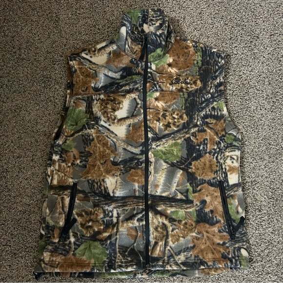 Cabela's Woodland Camouflage Vest for Men - Picture 1 of 4
